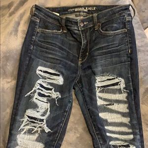 Stretchy ripped jeans